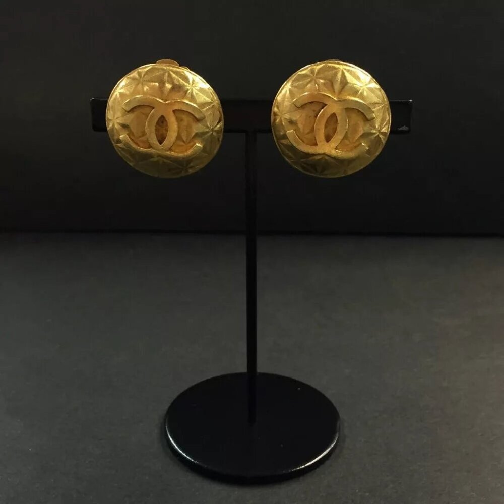 Chanel Cc Gold Button Earrings - image 2